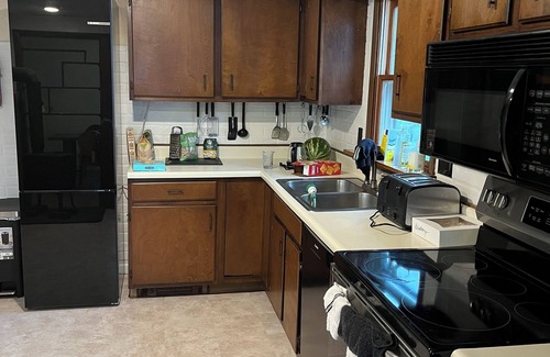 Winter Harbor House | Charming 3-bedroom 2-bath house in the heart of Winter Harbor with AC, WiFi.