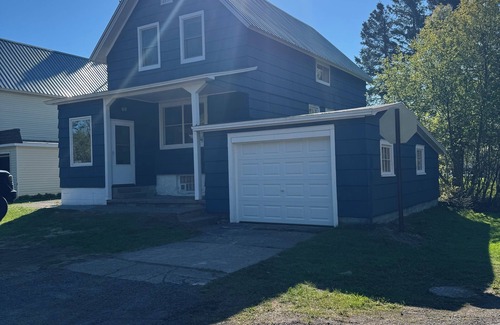 Calumet House | Charming 3-bedroom 2-bathroom house with ATV access