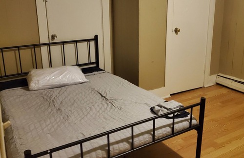Waterville Apartment | Charming 3-bedroom apartment with WiFi, AC in pleasant Waterville