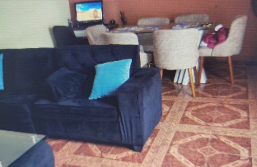 Surquillo Apartment | Charming 3-bedroom apartment in marvelous Barrio Medico Surquillo with WiFi