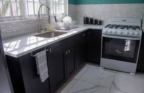 Roseau House | Charming 3-bedroom bungalow with AC, WiFi and on property parking. Sleeps 6