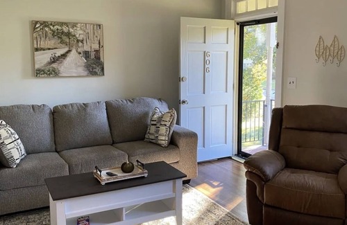 High Point Cottage | Charming 3-bedroom cottage centrally located to enjoy High Point.