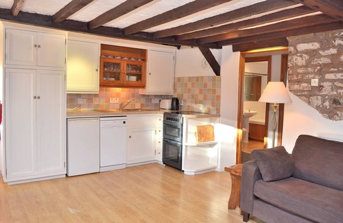 Tiverton Apartment | Charming 3 bedroom cottage in glorious Devon countryside, indoor pool & sauna