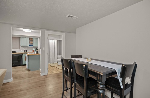 Spokane House | Charming 3-bedroom duplex with AC, WiFi in superb Spokane