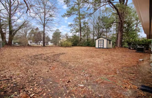 Goldsboro House | Charming 3-bedroom estate with AC, WiFi in superb Goldsboro