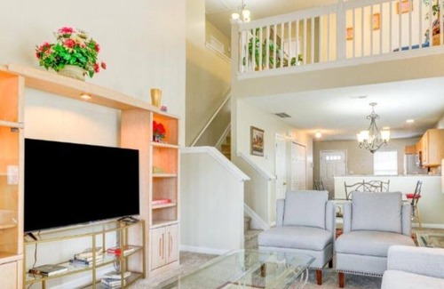 Greensboro House | Charming 3-bedroom house in lovely Greensboro with WiFi, AC