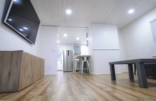 High Point House | Charming 3-bedroom house in High Point close to shopping and restaurants
