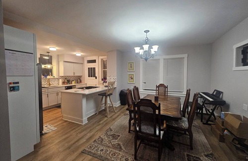 Dormont House | Charming 3-bedroom house with AC and WiFi in cozy Pittsburgh Mt Lebanon Area