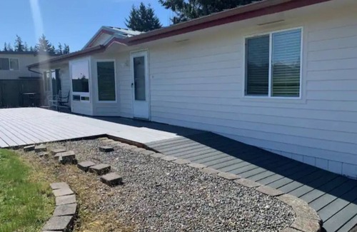 Silverdale House | Charming 3-bedroom house with AC and WiFi in awesome Silverdale