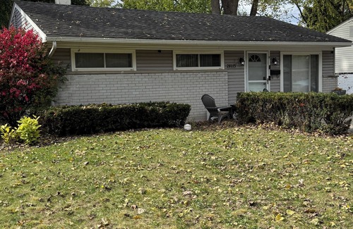 Southfield House | Charming 3-bedroom house with AC, WiFi in serene Southfield