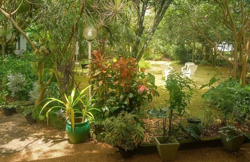 Kandy House | Charming 3-Bedroom Hillside Bungalow in Kandy | Perfect for Getaways