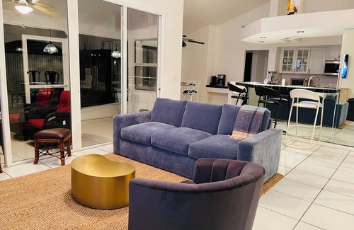 Sebastian House | Charming 3-bedroom house with WiFi, AC in wonderful Sebastian