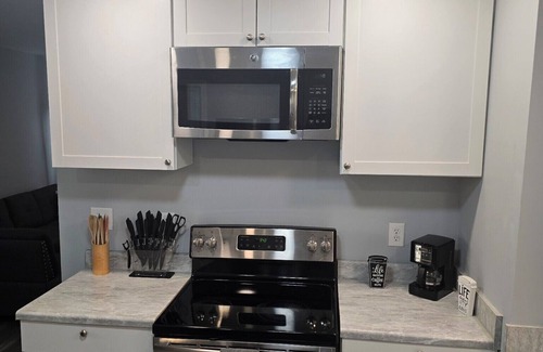 Florence House | Charming 3-bedroom home in Florence nea downtown, McLeod and MUSC hospitals.