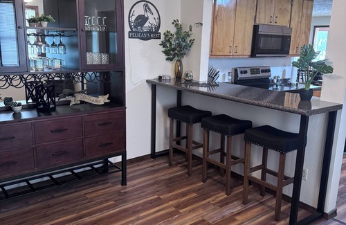 Miami House | Charming 3 bedroom home located near Twin Bridges State Park on Grand Lake Okla