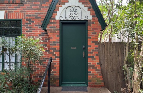 Park Cities House | Charming 3-bedroom home in the heart of University Park