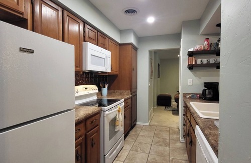 Amarillo House | Charming 3-bedroom house with WiFi, AC in delightful Amarillo