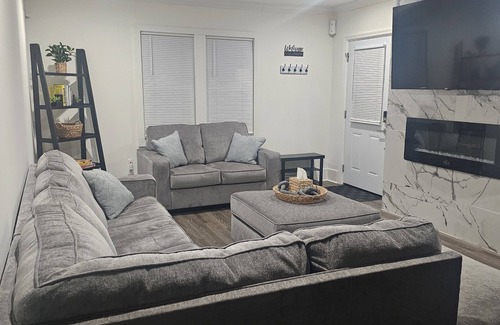 Florence House | Charming 3-bedroom house in fabulous Florence 5 minutes from Mcleod hospital