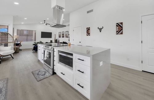 Canyon Trails House | Charming 3-bedroom house in superb Goodyear with central AC, pool + jacuzzi!