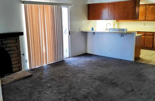Hesperia House | Charming 3-bedroom house with WiFi and AC in Hesperia