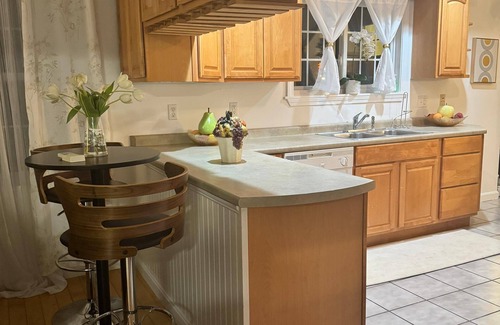 Rockland House | Charming 3-bedroom house in peaceful Rockland with AC