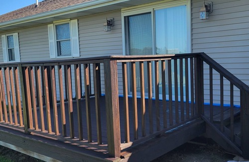 Clinton House | Charming 3-bedroom house with WiFi and AC. Centrally-located in Clinton