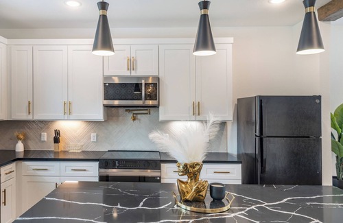 Northeast Houston House | Charming 3-bedroom house in wonderful Houston with WiFi, AC