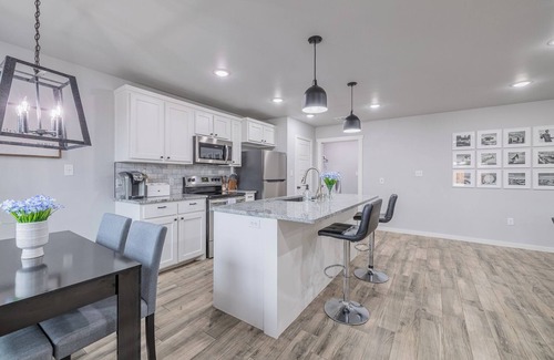 Lubbock House | Charming 3-bedroom house near West End Shopping Center!