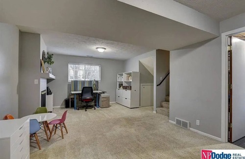 North Central Omaha House | Charming 3-bedroom house with AC and WiFi in welcoming Omaha