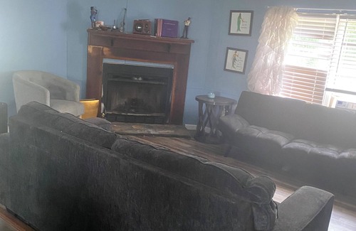 Ruffin House | Charming 3-bedroom mobile home with WiFi and AC in Walterboro