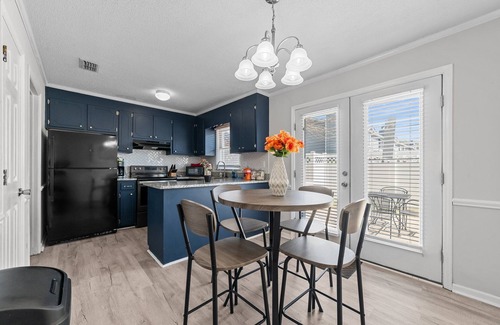 Greenville House | Charming 3-bedroom Townhome near Convention District and ECU