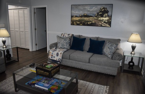 High Point House | Charming 3-bedroom townhome in welcoming High Point near HPU University