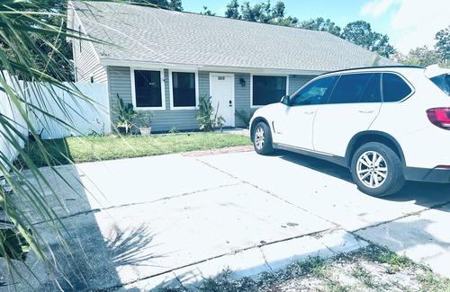 Palmer Ranch House | Charming 3-bedroom townhome with Hot Tub and WiFi in beautiful Sarasota