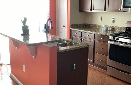 Laurel House | Charming 3-bedroom townhome with WiFi, AC, & Community pool in serene Laurel, Md