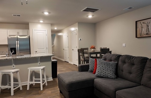 Sumter House | Charming 3-bedroom townhome with WiFi and AC in Sumter