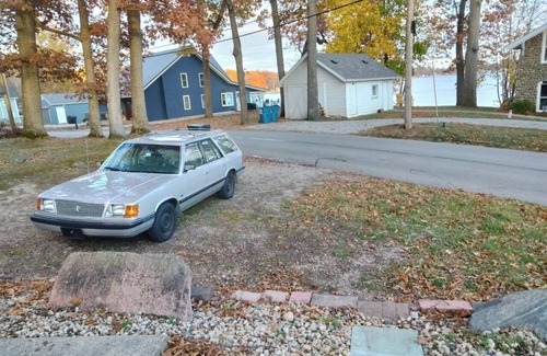 Angola House | Charming 3-bedroom Trailer with WiFi, AC in lovely Angola