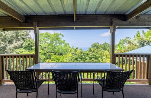 Honaunau-Napoopoo House | Charming 3-bedroom house - Enjoy a little peace of Aloha!