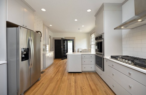 Chapel Hill House | Charming 3-bedroom house with AC, WiFi in serene Chapel Hill