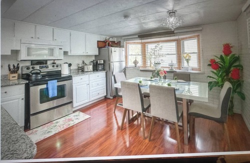 Hershey House | Charming 3-bedroom remodeled mobile home with central AC, WiFi in Hummelstown