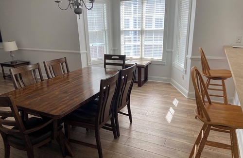 Central Myrtle Beach Villa | Charming 3-bedroom villa with elevator and free parking in amazing Myrtle Beach