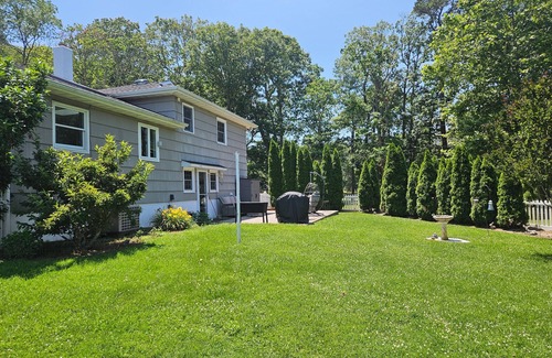 Somers Point House | Charming 3-bedroom family-friendly house in Somers Point NJ, 8 min to beach!