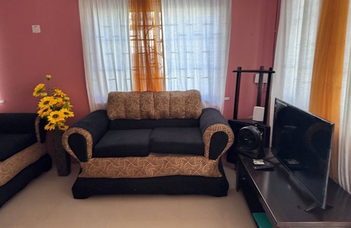 Port Maria House | Charming 3-bedrooms house in lovely Port Maria with AC, and WiFi and hot water