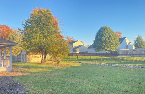 Greenwood House | Charming 3 BR in a quiet and friendly neighborhood