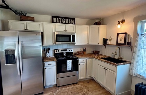 Millinocket House | Charming 3 BR Millinocket Home