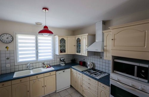 Chateau-d'Olonne House | Charming 3-Bedroom House Near Beach with Garden and Terrace