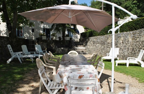 Blere Cottage | Charming 3-Level Cottage in Restored Mill with Private Garden, Fireplace, and Games Room in Bléré