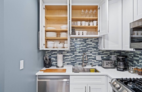 Villa Park House | Charming 3BR/2BA Retreat in Villa Park – Comfort, Space & Convenience!