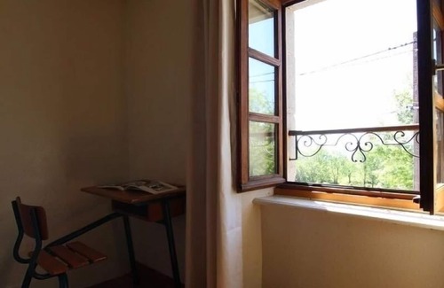 Ferrussac Cottage | Charming 3BR Apartment in Quiet Village with Private Courtyard