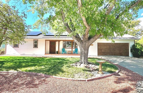Cortez House | Charming 3BR In-Town Cortez Home w/Sauna & Mesa Views – Family & Pet-Friendly