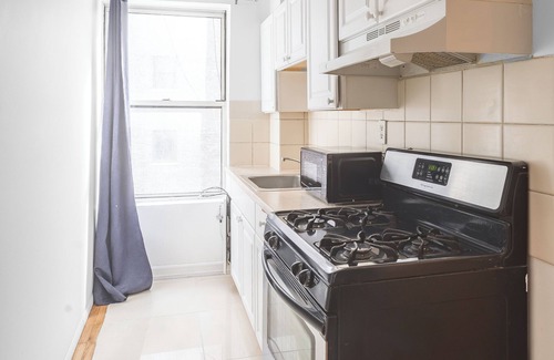 Midtown West Apartment | Charming 3BR Loft in Midtown West!