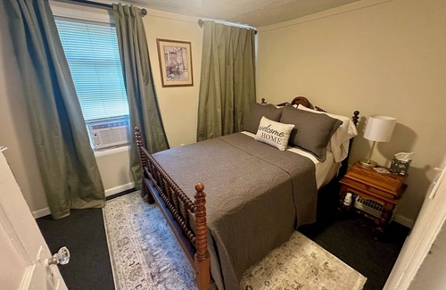 Akron House | Charming 3BR Retreat in Kenmore - Near Hospitals & Transportation
